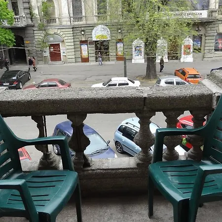 Apartmán Grecheskaya 45/40 *